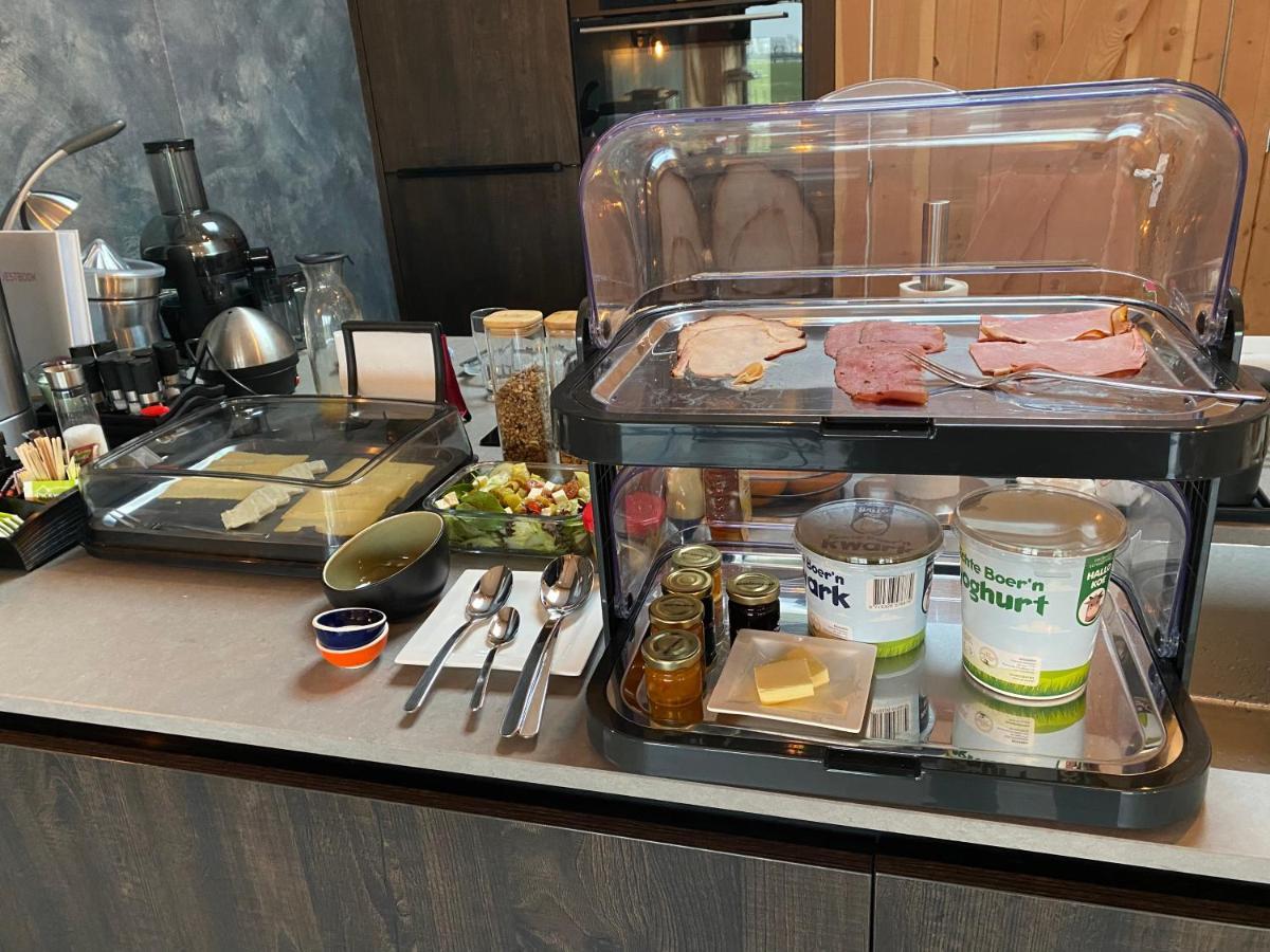 'T Heidepaleis Bed & Breakfast Garderen Bagian luar foto