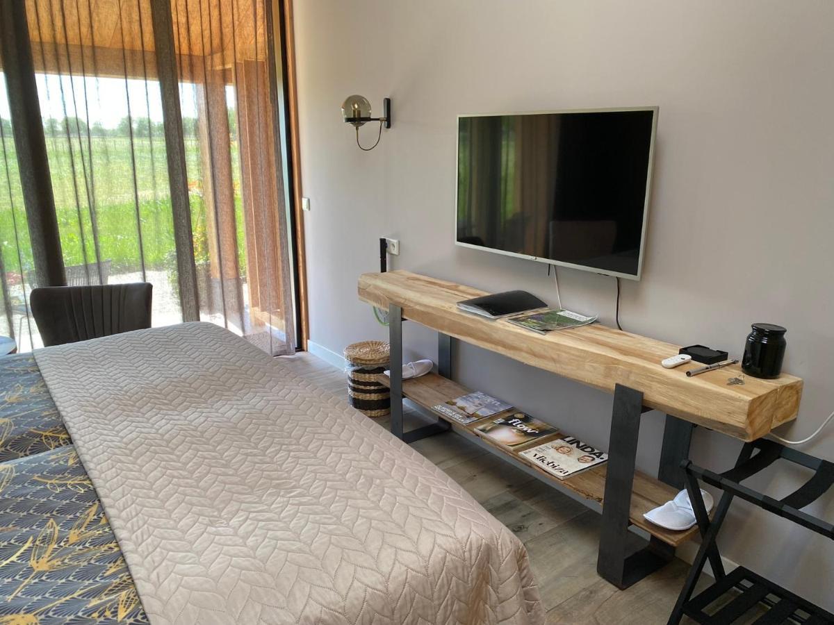 'T Heidepaleis Bed & Breakfast Garderen Bagian luar foto
