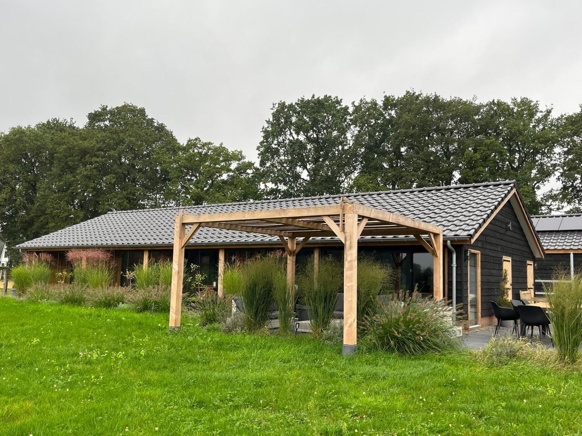 'T Heidepaleis Bed & Breakfast Garderen Bagian luar foto
