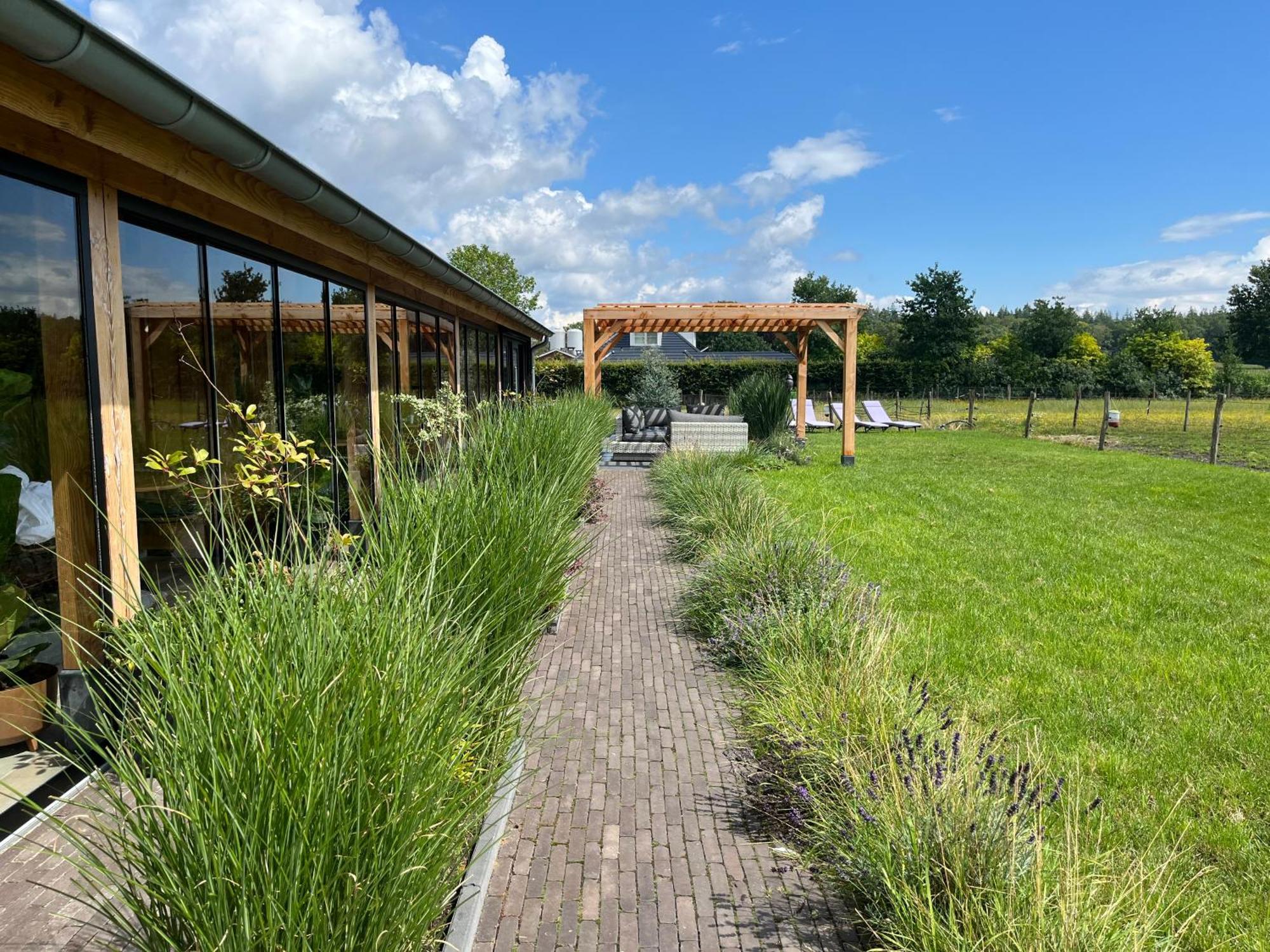 'T Heidepaleis Bed & Breakfast Garderen Bagian luar foto