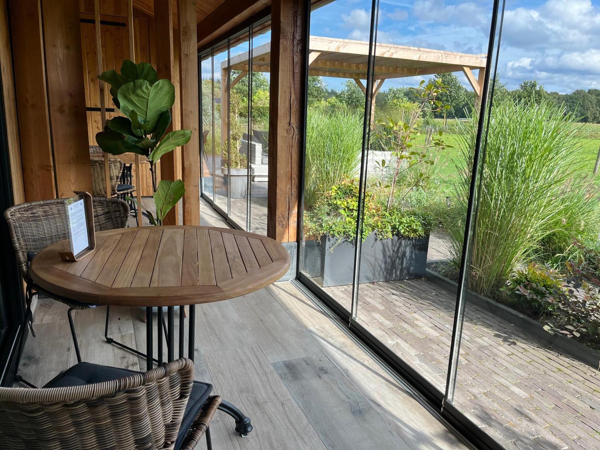 'T Heidepaleis Bed & Breakfast Garderen Bagian luar foto